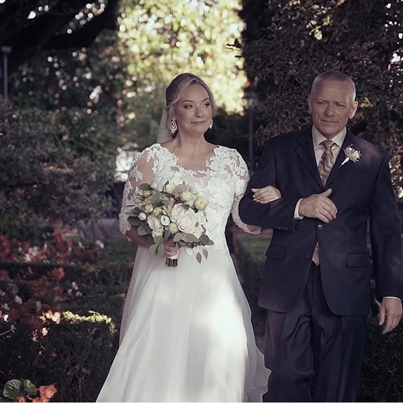 Beautiful Sadoni wedding dress, nude slip with handmade lace and chiffon dress. - Picture 2 of 8